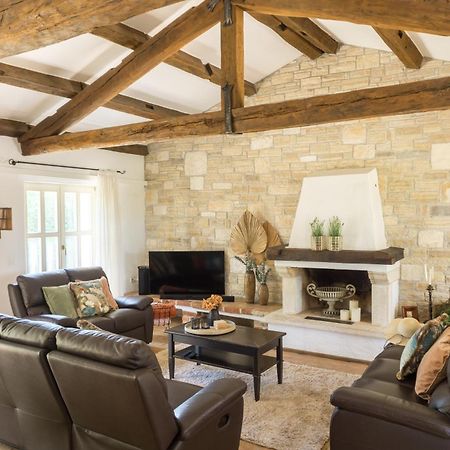 Villa Melissa - Istrisches Steinhaus Mit Pool In Guter Lage Sveti Lovreč Pazenatički Екстериор снимка