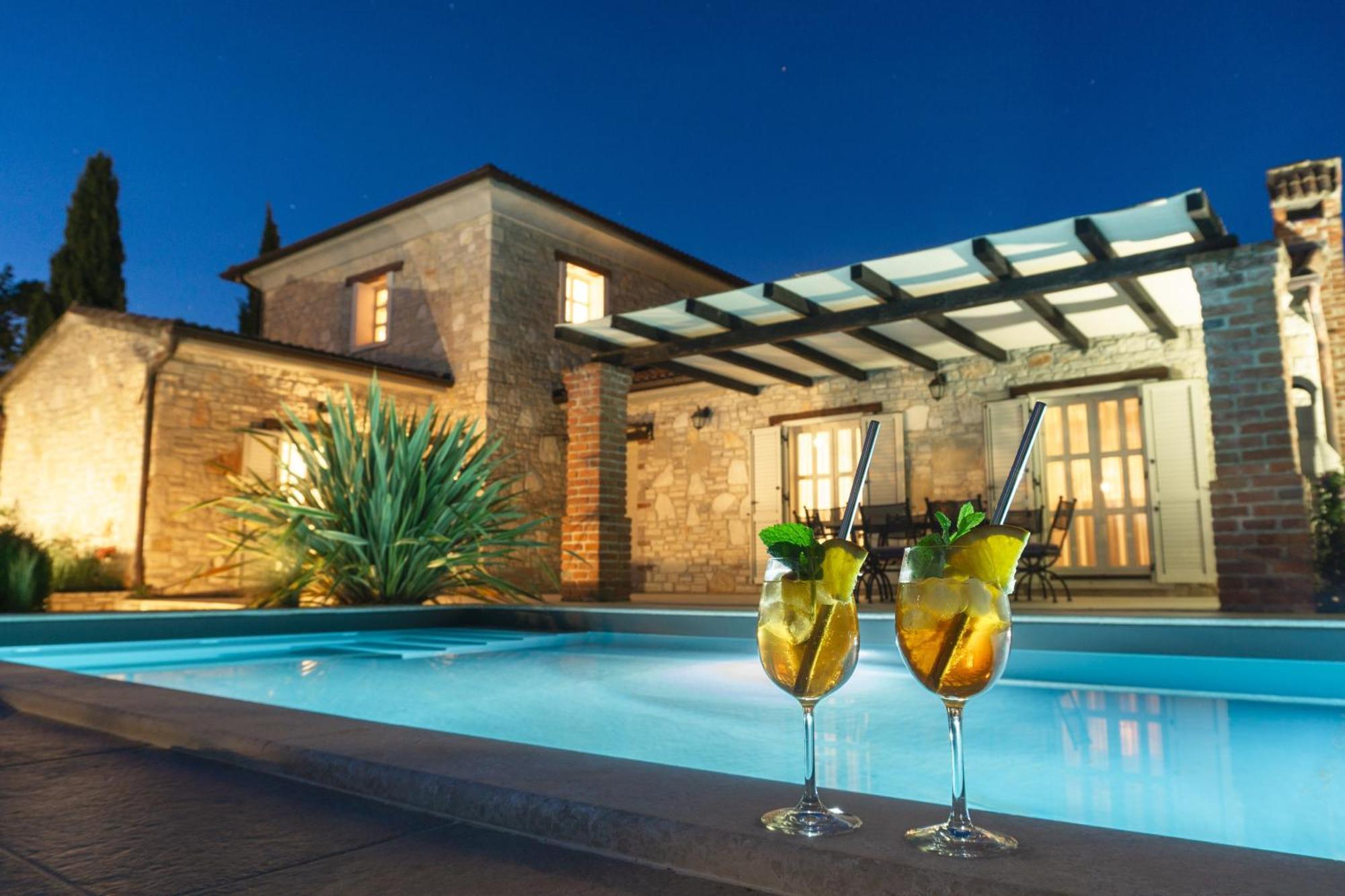 Villa Melissa - Istrisches Steinhaus Mit Pool In Guter Lage Sveti Lovreč Pazenatički Екстериор снимка