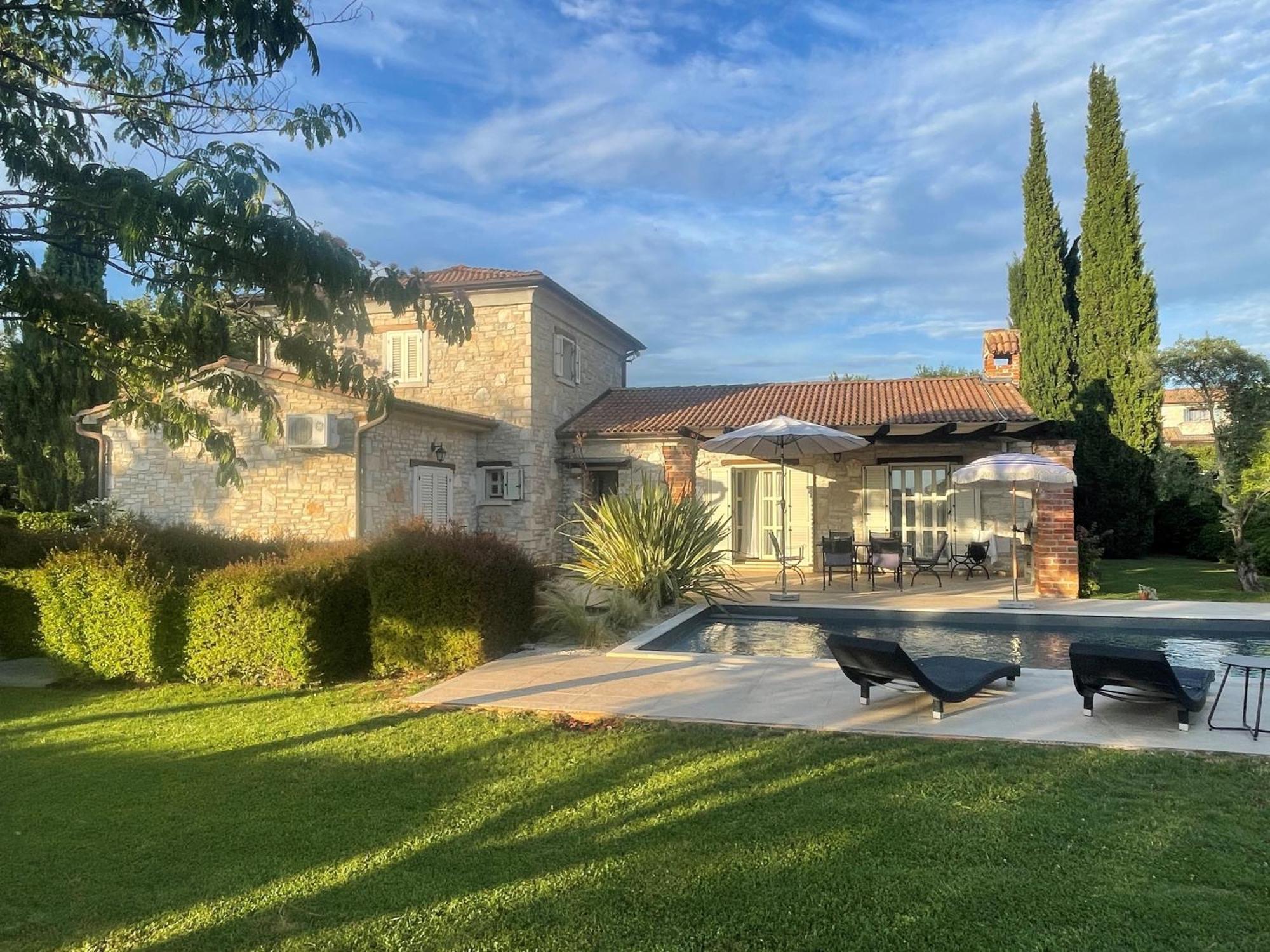 Villa Melissa - Istrisches Steinhaus Mit Pool In Guter Lage Sveti Lovreč Pazenatički Екстериор снимка