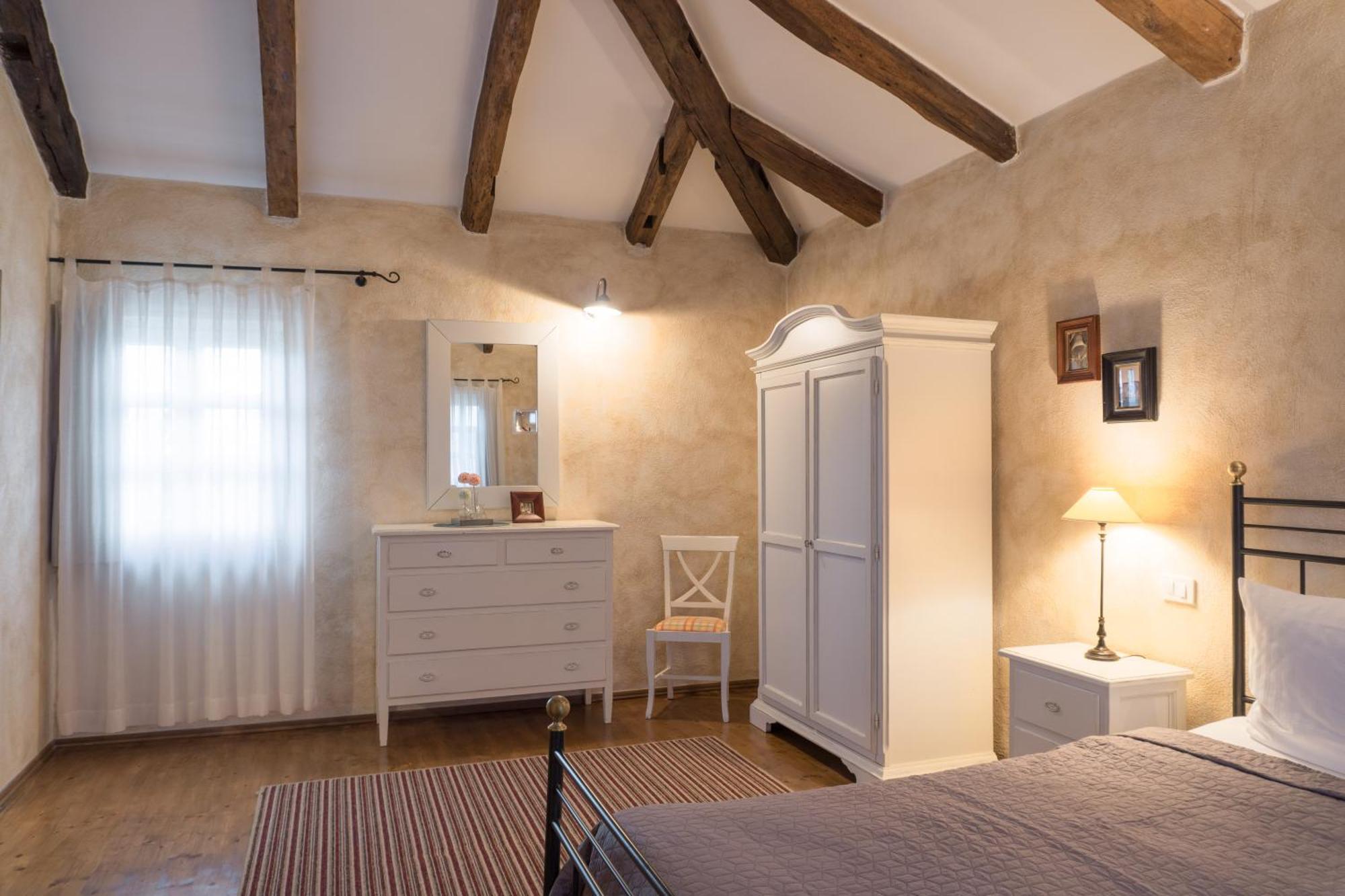 Villa Melissa - Istrisches Steinhaus Mit Pool In Guter Lage Sveti Lovreč Pazenatički Екстериор снимка